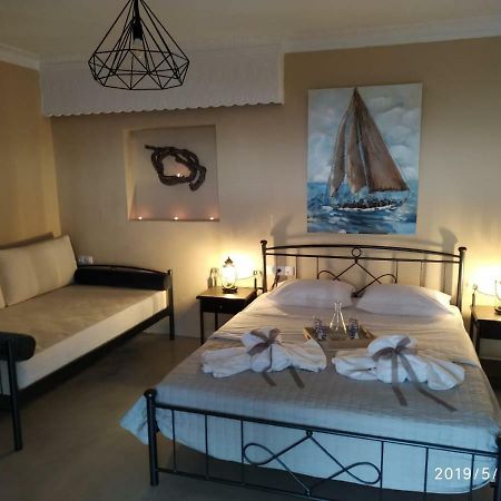 Kampanelia Village Suites Фира Екстериор снимка