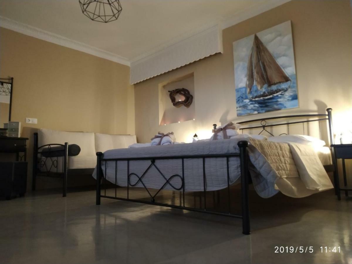 Kampanelia Village Suites Фира Екстериор снимка