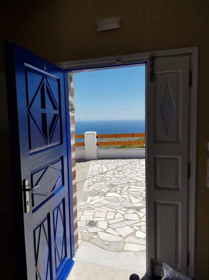 Kampanelia Village Suites Фира Екстериор снимка