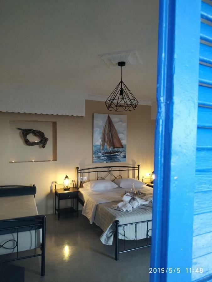 Kampanelia Village Suites Фира Екстериор снимка
