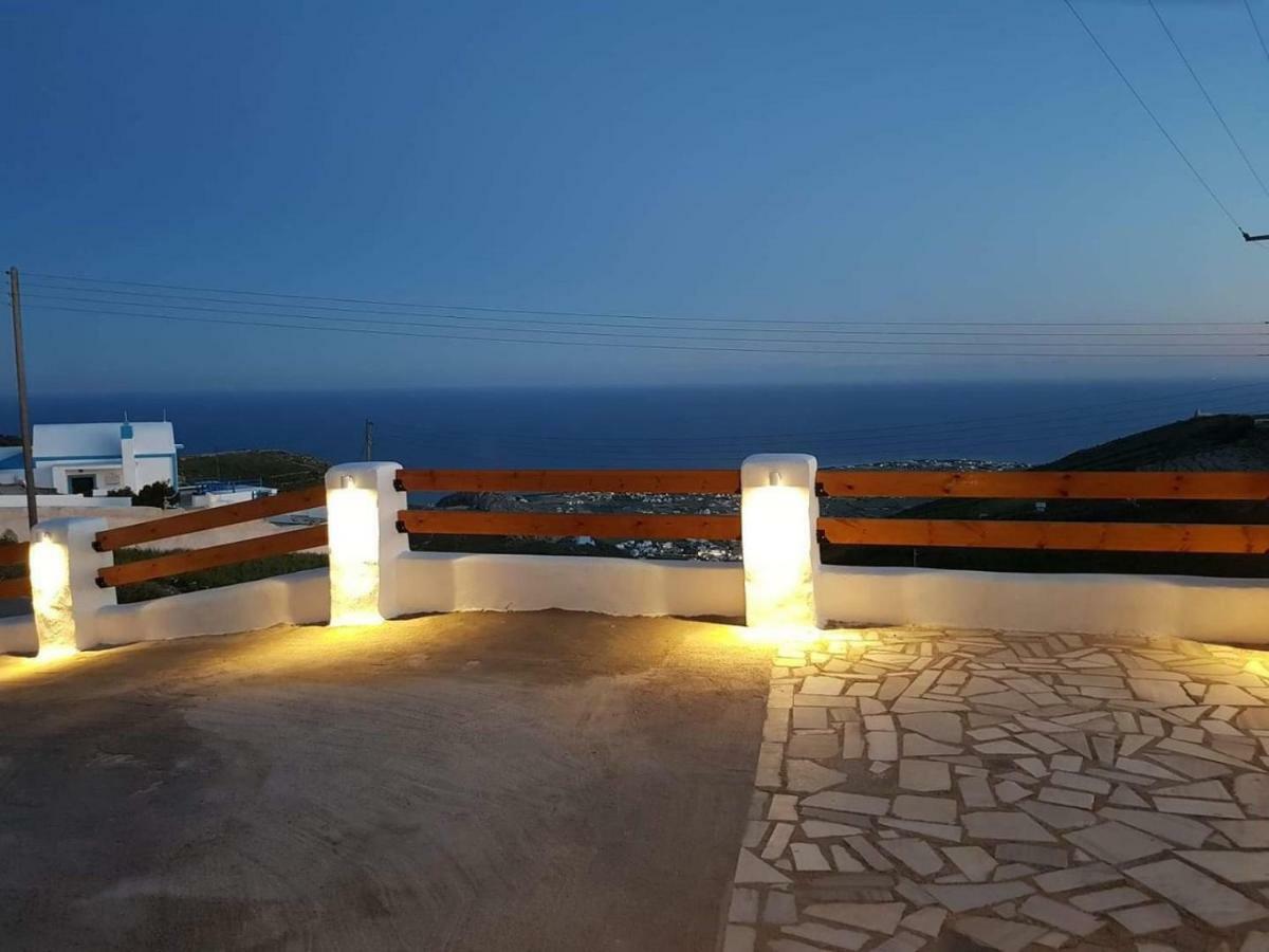 Kampanelia Village Suites Фира Екстериор снимка